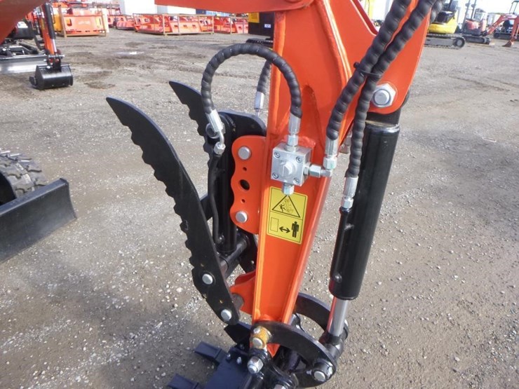 2025-tpm-18bs-hydraulic-excavator-image-12