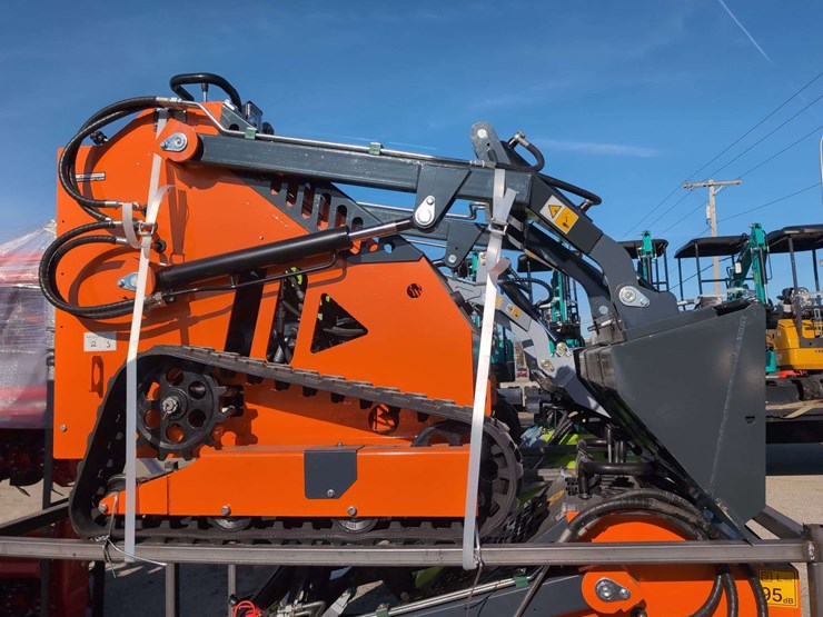 (1)-ats-mini-crawler-23hp-ats-t460-(orange)-image-3