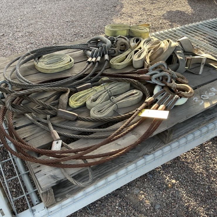 PALLET OF ASST LIFTING STRAPS AND CABLES