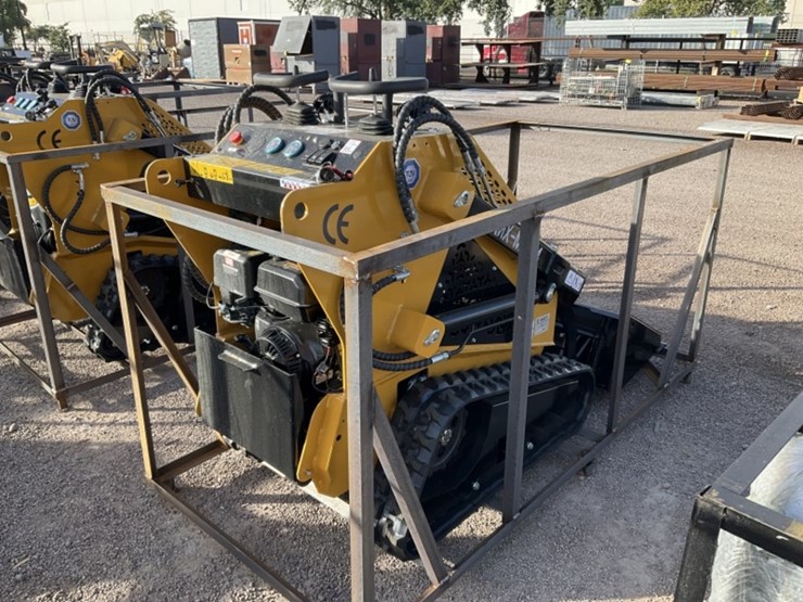 2025-agt-mx-mrt14-stand-up-skid-steer-image-4