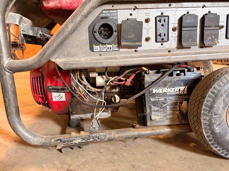 blackmax-gas-generator-w/honda-engine-image-9