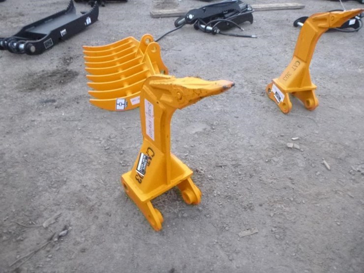 caterpillar-303-image-2