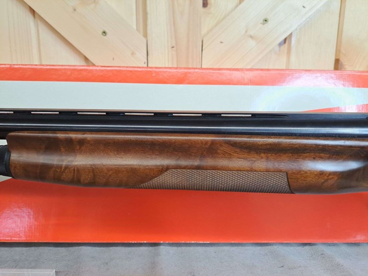 benelli-super-90-left-hand-montefeltro-12-gauge-semiauto-shotgun-image-10