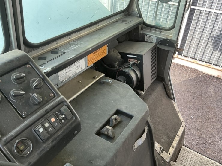 2002-workhorse-p20-delivery-van-image-21