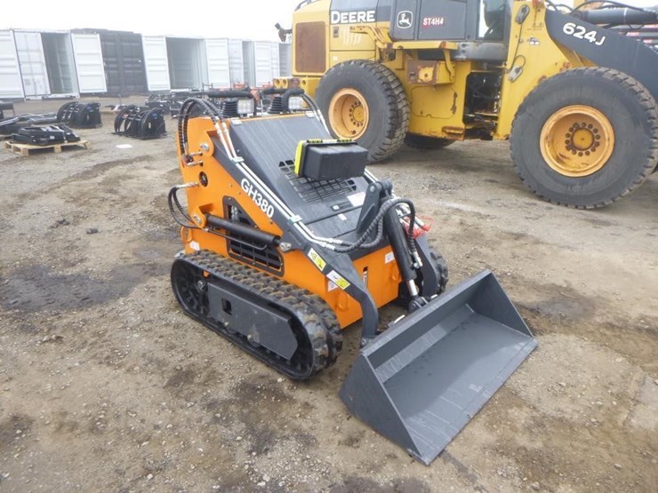 aboss-gh380-skid-steer-track-loader-image-2