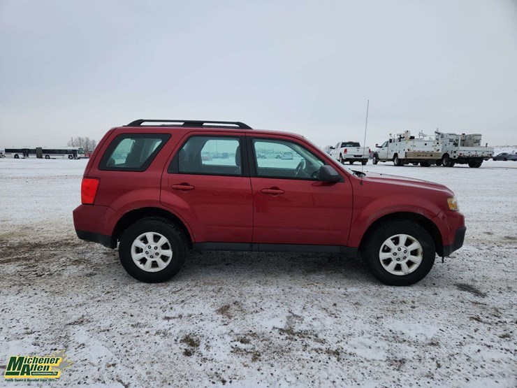 2011-mazda-tribute-image-9