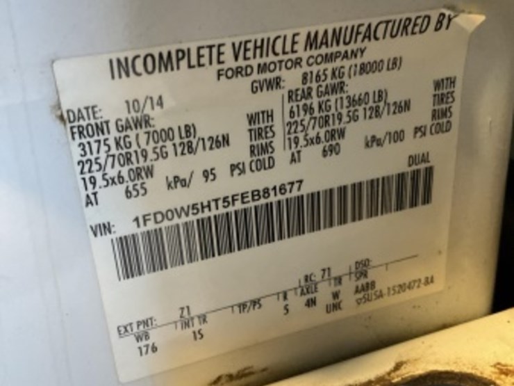 2015-ford-f550-image-17