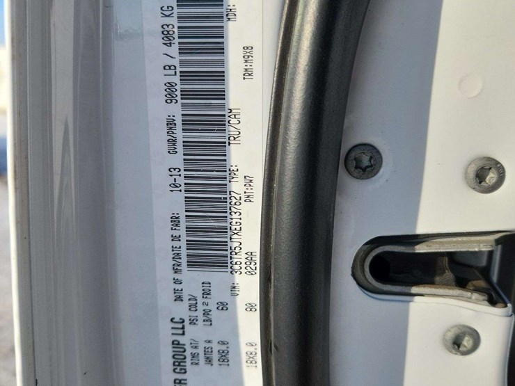 2014-ram-2500-slt-image-15