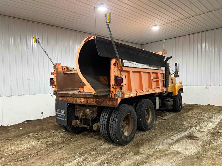 1993-international-254-image-7