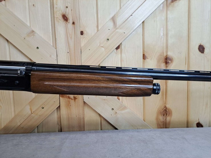 browning-sweet-sixteen-16-gauge-a5-semiauto-shotgun-image-12