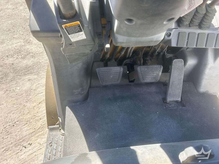 2007-caterpillar-c5000-5,000lb.-straight-mast-lp-forklift-image-8