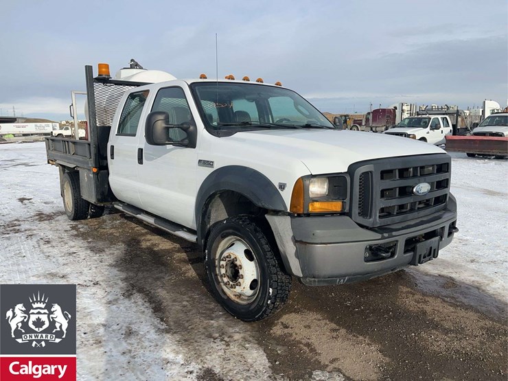 2006-ford-f550-image-9