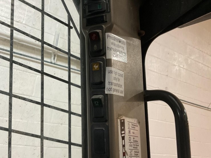 2012-case-tv380-image-15