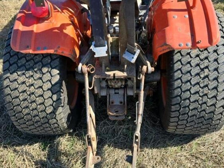 kubota-b7100-image-9
