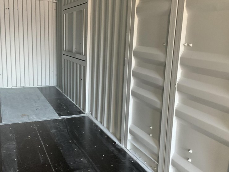(inv.51055)-new-unused-1-trip-multi-door-high-cube-shipping-container,-1-end-door,-1-side-door,-image-11