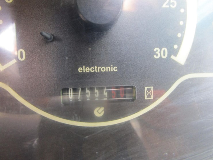 2008-genie-gth1056-image-3