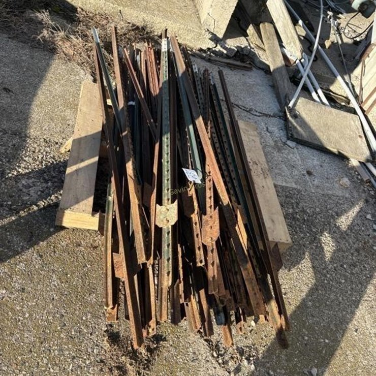 50 6' T-Posts