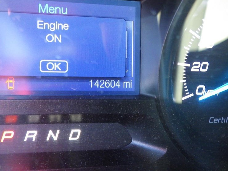 2014-ford-explorer-image-12