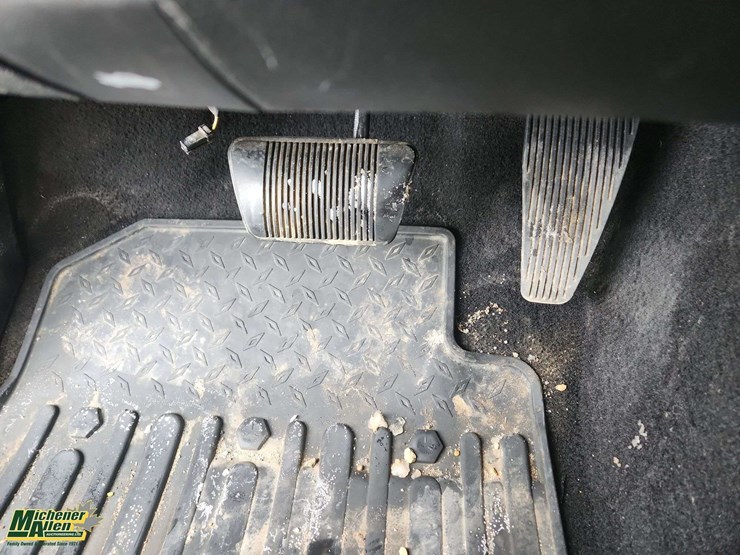 2017-dodge-1500-image-23