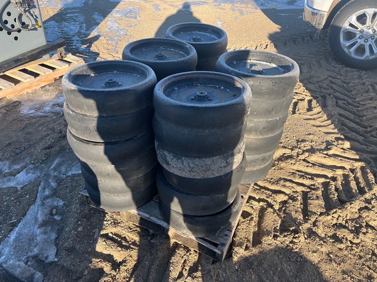 planter-gauge-wheels-image-4