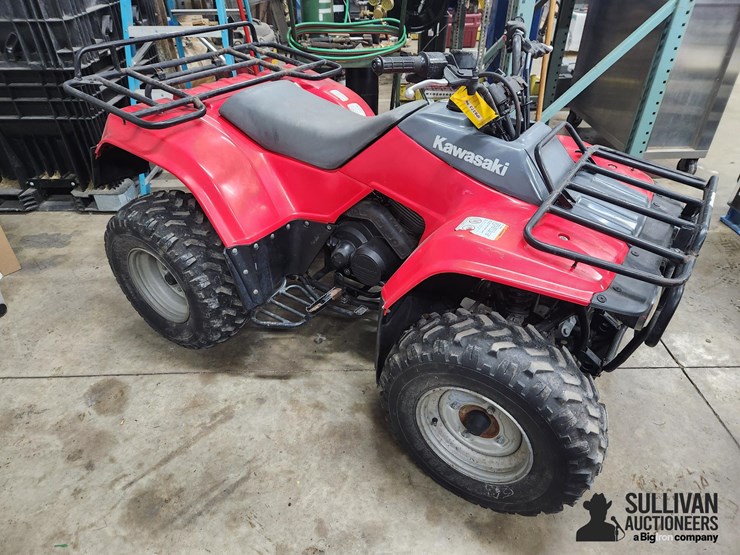 1995-kawasaki-klf300-image-4