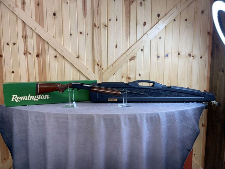 remington-model-1100-12-gauge-semiauto-shotgun-image-2