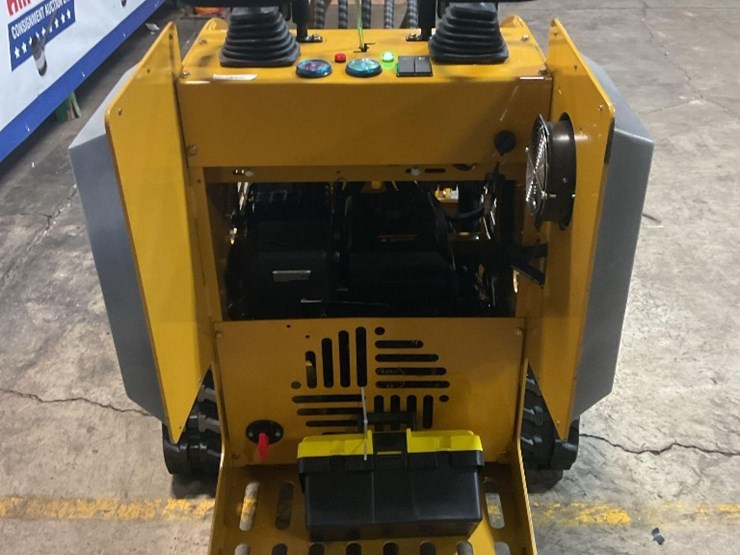 (inv.50029)-new-unused-ggma-gg385-compact-track-loader,-14-hp-gas-engine,-aux.-hydraulics-image-9