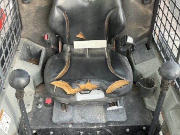 2019-bobcat-s630-image-16