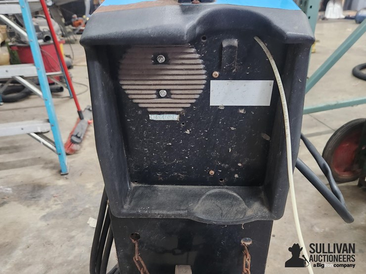 clark-180en-mig-welder-image-16