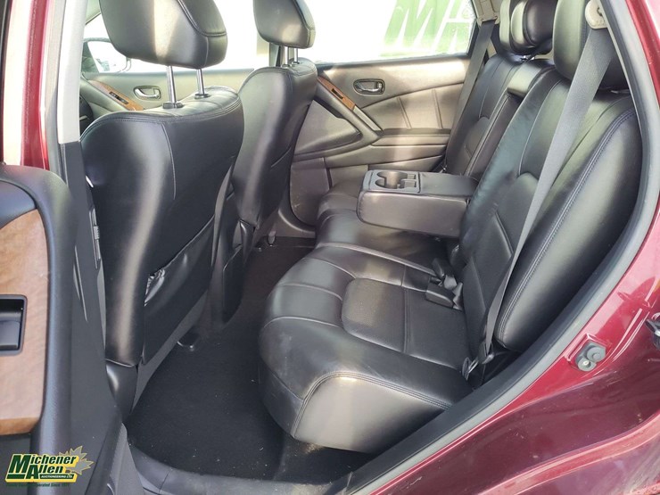 2011-nissan-murano-image-15