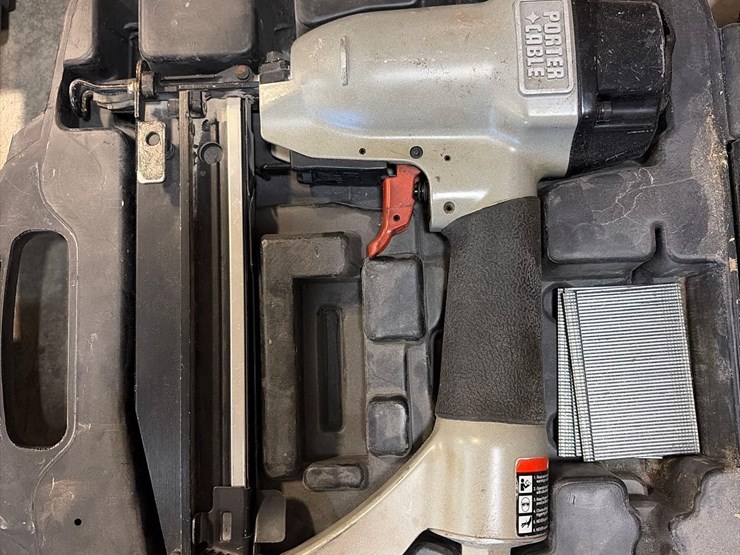 assortment-of-air-&-power-tools-image-3