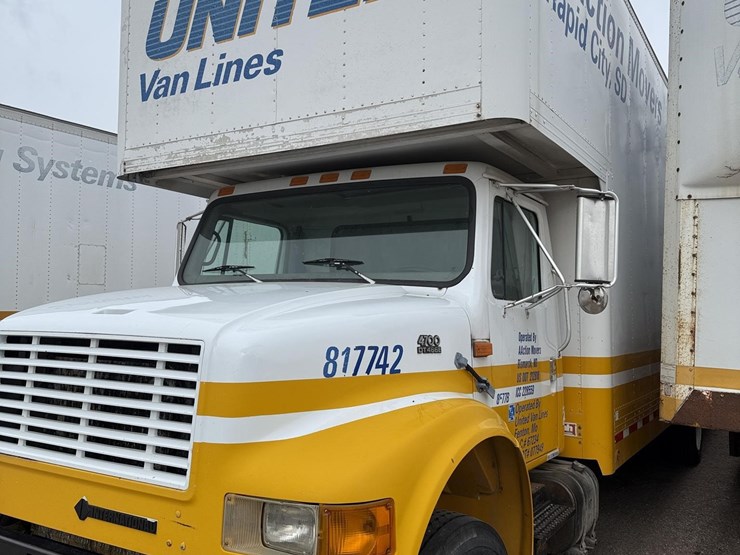 2000-international-4700-image-3