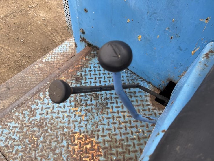 hyster-h300a-forklift-image-30