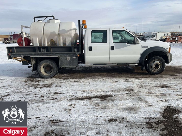 2006-ford-f550-image-8