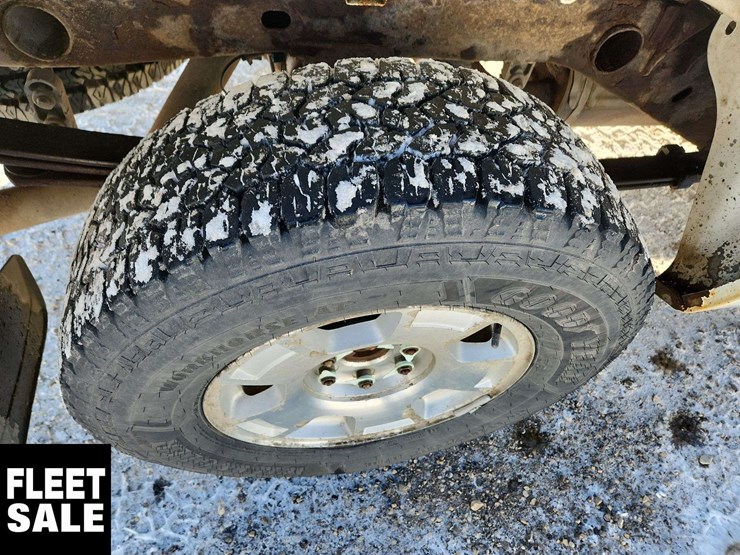 2013-chevrolet-silverado-1500-lt-image-33