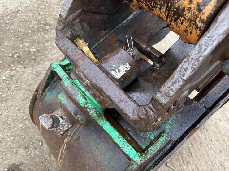 2016-mustang-800z-image-13