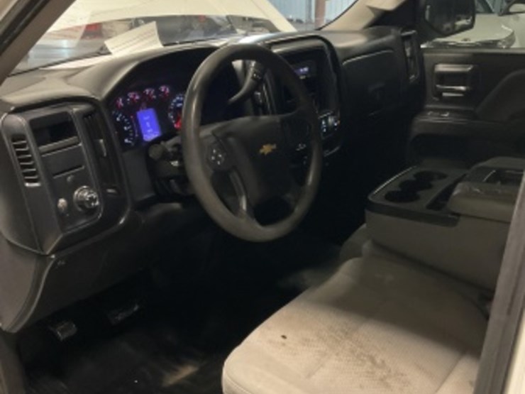 2017-chevrolet-silverado-1500-image-22