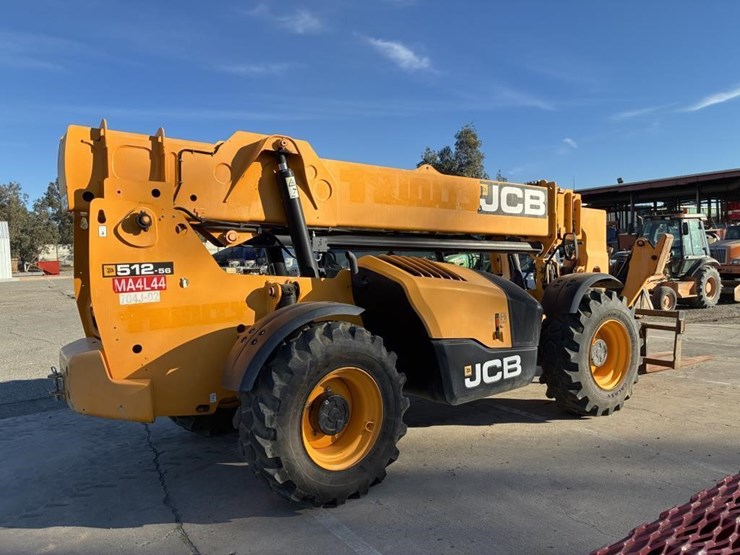 2019-jcb-512-56-image-3