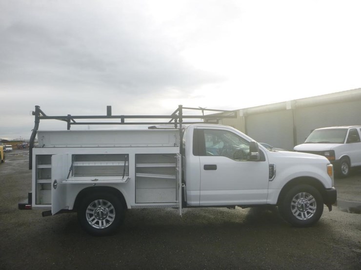 2017-ford-f250-image-8