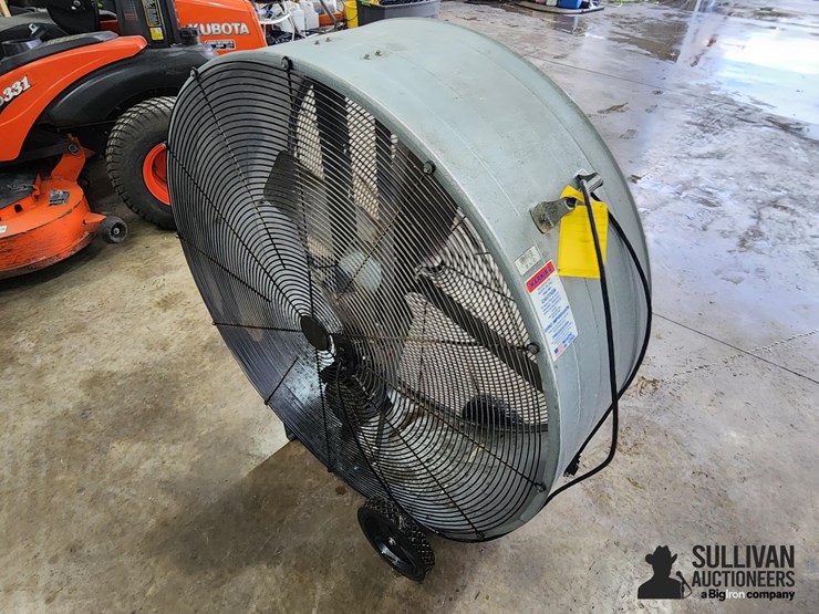 maxx-air-shop-fan-image-3