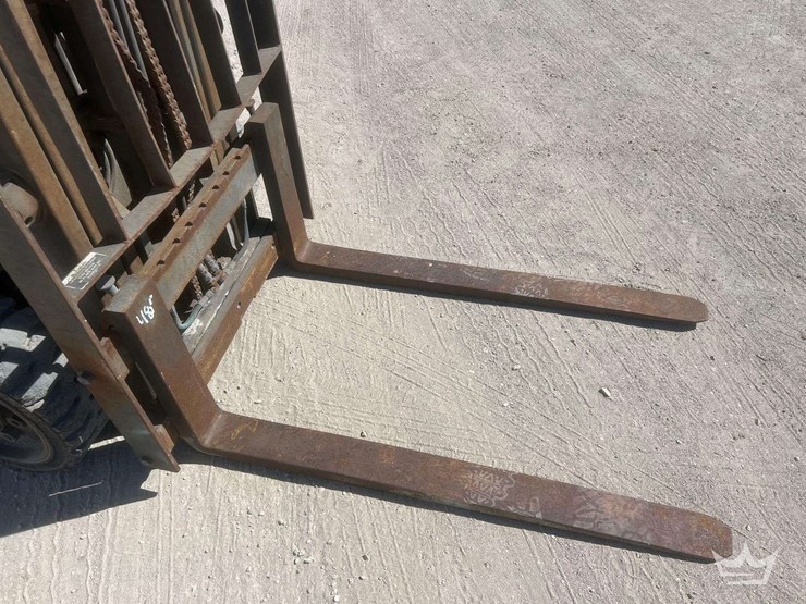 2007-caterpillar-c5000-5,000lb.-straight-mast-lp-forklift-image-16