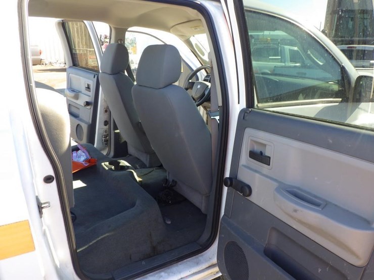 2007-dodge-dakota-image-8