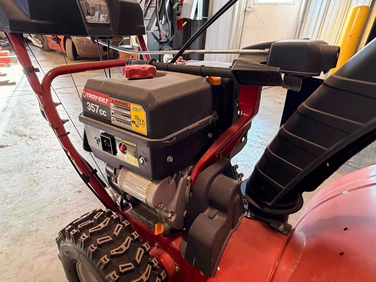 troy-bilt-vortex-2610-snowblower-image-8