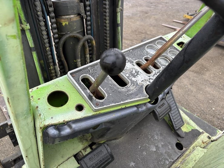 clark-c500-forklift-image-19