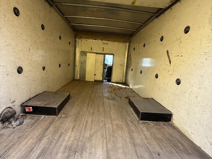 1985-ford-e350-image-5