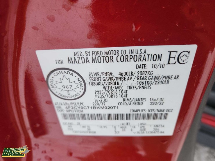 2011-mazda-tribute-image-45