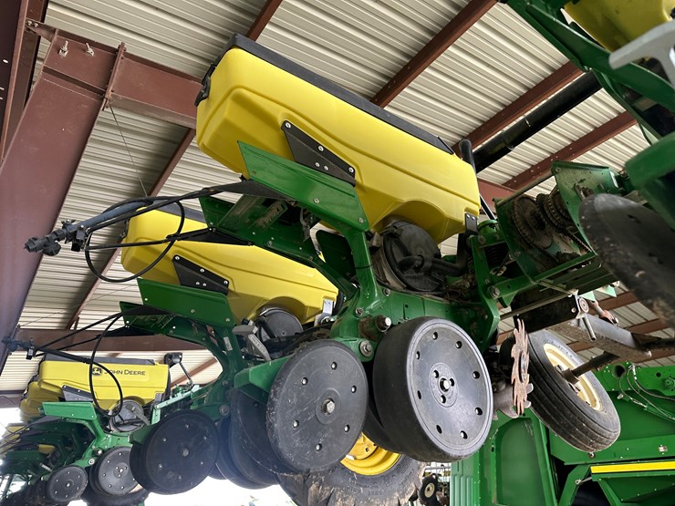 john-deere-1725-image-53
