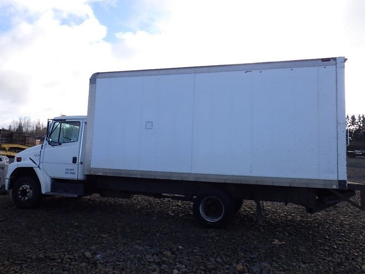 2000-freightliner-fl50-image-7