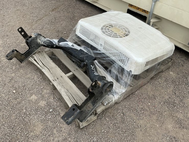 truck-hitch-&-a/c-unit-image-2