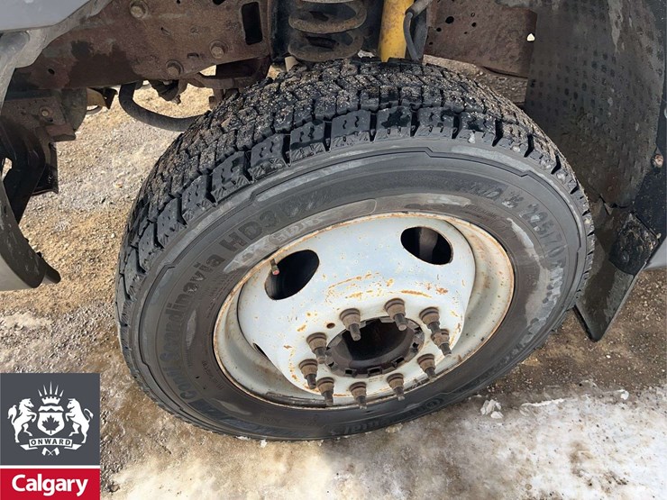 2006-ford-f550-image-11